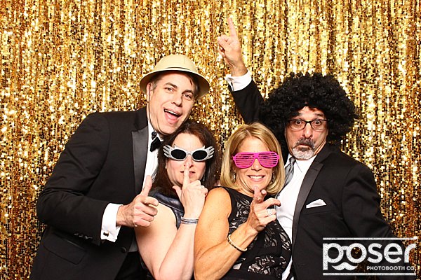 alt="Finley Catering Photo Booth"
