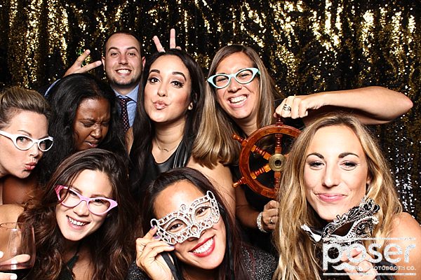 alt="holiday party photo booth"